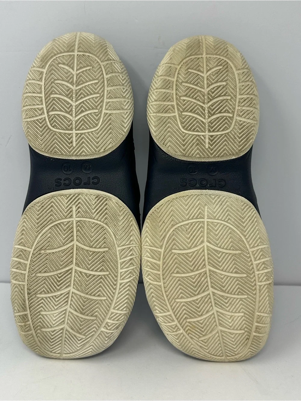 Crocs Crocband Thong Flip Flops Mens Sz 10 Navy Beach Sandals S2